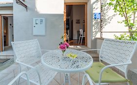 Apartmani Bugenvilija